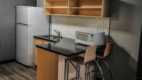 Residence and Conference Centre – King City, Забронировать Апарт-отель Кинг Сити York, Durham and Hills of Headwaters