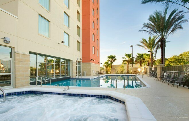 Drury Inn & Suites Cincinnati Sharonville