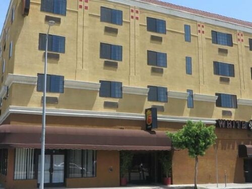 Super 8 by Wyndham Hollywood/LA Area, Забронировать Отель Отели Голливуда с завтраком, рядом с Sunset Gower &amp; Sunset Bronson Studios, Завтраки