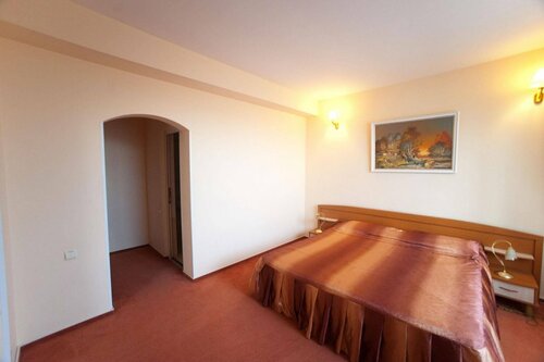 Hotel Class, Book Hotel Hotels in Constanţa with Parking, Parking
