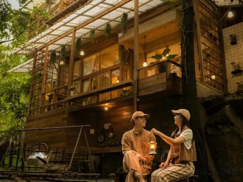 woo ma ca moo, Boek Hotel Mae On 