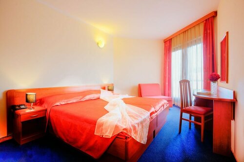 Centinera Resort, Забронировать Кемпинг Пула Pula Riviera