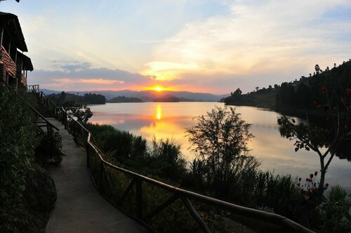 Lake Bunyonyi Rock Resort, Varaa Hotelli 3-tähden hotellit Kabale:ssä, 3*