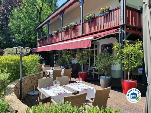 Chez Maman, Book Hotel Genève 