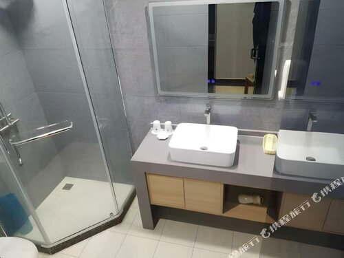 GreenTree Inn Chongqing Longhu Times Tianjie Xietaizi Subway Station Hotel, Забронировать Отель Чунцин Chongqing Area