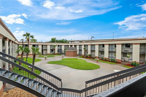 Travelodge New Orleans West Harvey Hotel, จอง โรงแรม Harvey ลุยเซียนา