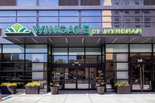 Wingate by Wyndham Long Island City, Забронировать Отель Лонг-Айленд-Сити 