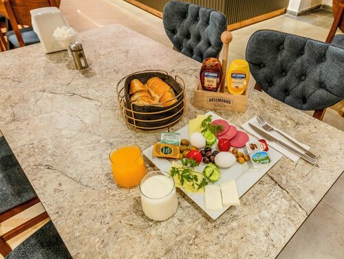 Evim Hotel, Rezerwuj Hotel Tanie hotele w Corlu