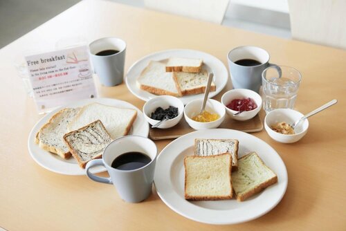 R Star Hostel Kyoto, Забронировать Хостел Отели Киото с завтраком, рядом с Годзё, Завтраки