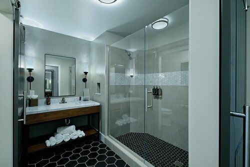 Oxford Suites Paso Robles, Забронировать Отель Пасо-Роблс Paso Robles Wine Country