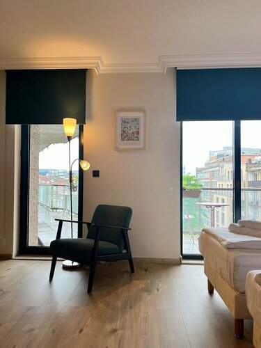 B-aparthotel Ambiorix, Забронировать Апарт-отель Отели Брюссельского столичного региона 4 звезды, рядом с Площадь Амбиорикс, 4*