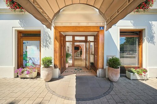 Aminess Kadoor Hotel, Reservar Hotel Karlovac Karlovac county