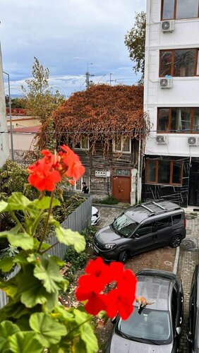 April Mansion, Забронировать Отель Фатих Стамбул, рядом с Трамвайная остановка Laleli