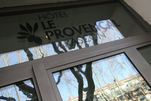 Le Provençal, Book Hotel Hoteller i Rhône-Alps med parkering, Parkering