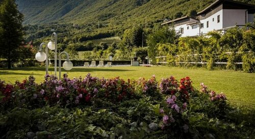 Albergo La Romanella, Book Hotel Ranzanico Lombardy