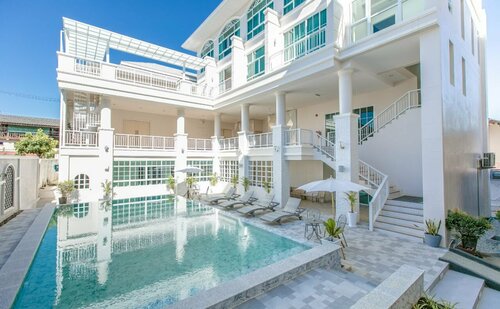 De Hug Hotel & Residence, Забронировать Отель Чианграй провинция Чианграй