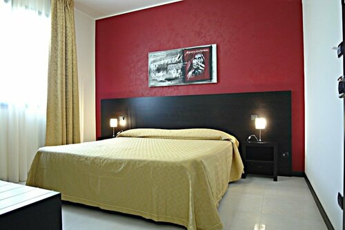 Hotel Del Brembo, Забронировать Отель Отели Озио-Сотто с парковкой, Парковка