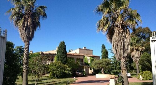 Villa Mercedes, Забронировать Отель «постель и завтрак» Ла-Лонд-ле-Мор Var coast