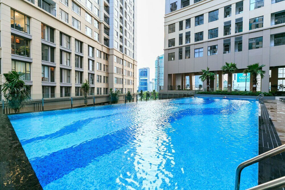 Vera Apartments Saigon Royal Residence