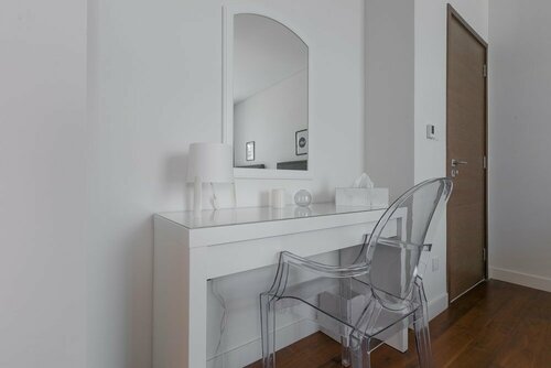 City Walk 2A by Fam Living, Забронировать Отель Отели Эмирата Дубая с парковкой, рядом с Бурдж-Халифа, Парковка