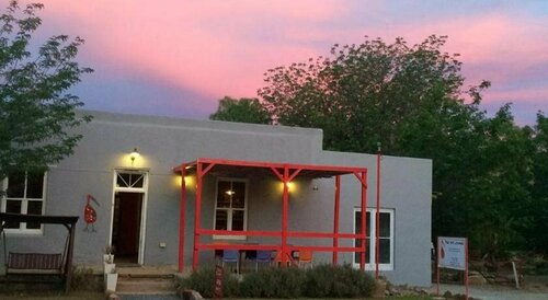 The Ibis Lounge, Book Bed and Breakfast Graaff Reinet hoteller med pool, Swimmingpool
