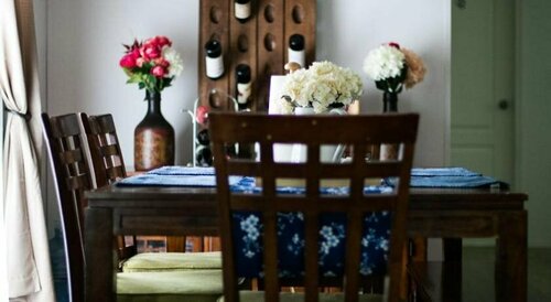 Lou & Francis Guest House, Забронировать Гостевой дом Отели Северо-Западных территорий с завтраком, Завтраки