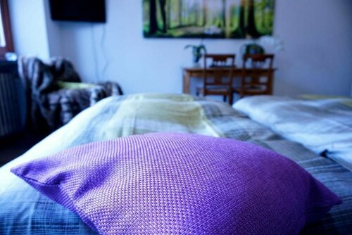 Baby Blue, Đặt Khách sạn Rivoli Piemonte