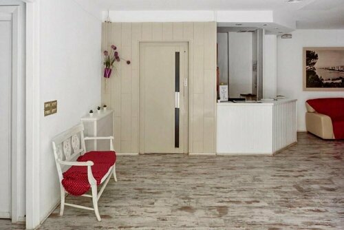 Hostal La Torre, Забронировать Отель Недорогие отели Беникасим, рядом с Пляж Benicassim, недорого