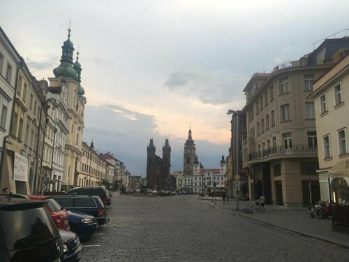 Gonda Apartments, Rezerwuj Apartament Hotele w Kraj hradecki z Parkingiem, Parking