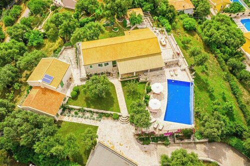 Villa Fonesei, Забронировать Вилла Отели Острова Корфу с бассейном, Бассейн