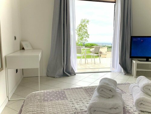 Cape House, Boek Pension Hotels in Castelli Romani met zwembad, Zwembad