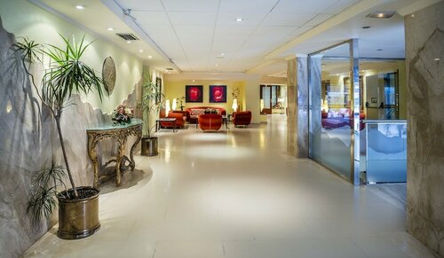 Hotel Avenida, Забронировать Апартаменты/квартира Отели Бенидорм с бассейном, рядом с Boca del Calvari Museum, Бассейн