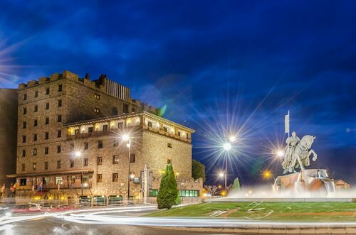 Hotel Temple Ponferrada, Забронировать Отель Отели в центре Понферрада, в центре