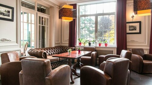Logis - Hotel Restaurant La Sapinière, Buchen Sie Hotel Wisques Pas-de-Calais