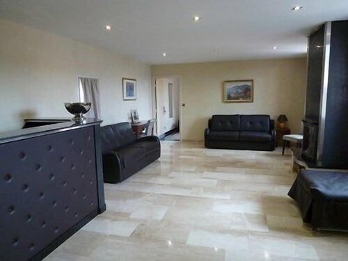 Hôtel Saint Alban, Забронировать Отель Сен-Мор-де-Фоссе Val de Marne