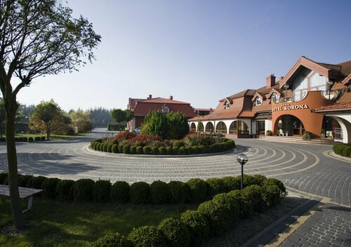 Hotel Korona Spa & Wellness, Забронировать Отель Отели Люблинского воеводства с парковкой, Парковка