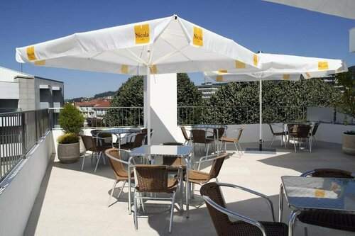 Santo Thyrso Hotel, Book Hotel Santo Tirso Minho