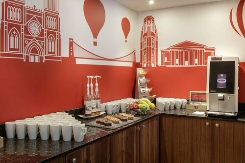 DoubleTree by Hilton Bristol City Centre, Забронировать Отель Бристоль Англия, рядом с Конференц-центр Armada House