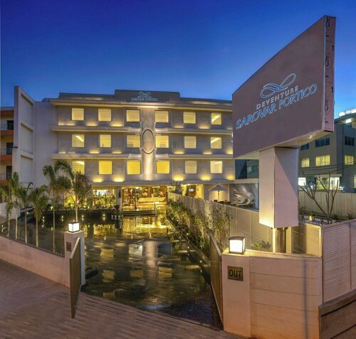 Deventure Sarovar Portico Kapashera, New Delhi, Забронировать Отель Отели Национального столичного округа Дели - Северная зона 4 звезды, 4*
