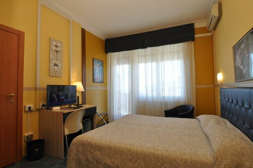 Hotel Sole Mare, Забронировать Отель Сан-Ремо Ривьера-дей-Фьори
