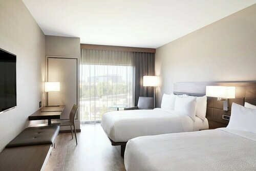 AC Hotel by Marriott Irvine, Забронировать Отель Ирвайн округ Ориндж