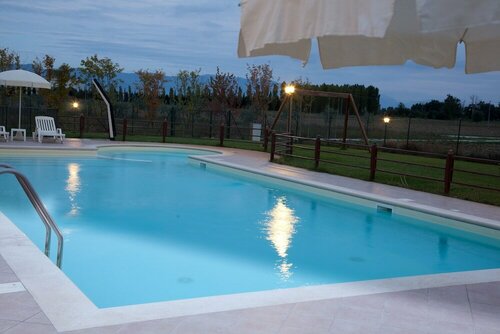 Agriturismo Le Rondini Di Francesco Di Assisi, Забронировать Гостевой дом Каннара Умбрия