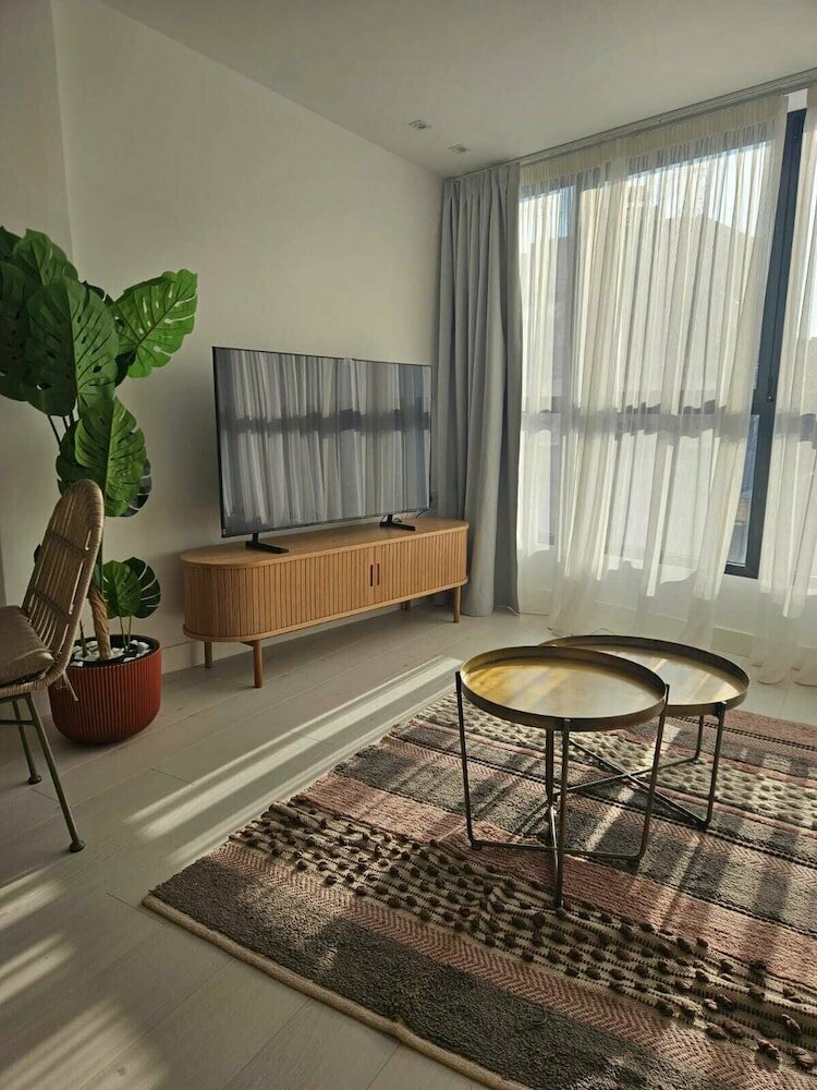 Ototo Stylish Living