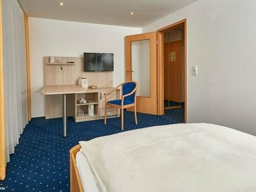 Hotel BonaMari, Забронировать Отель Отели Зальцгиттер-Бад 3 звезды, 3*