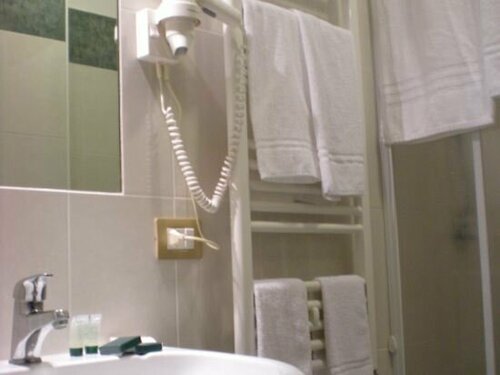 Cristal Hotel, Забронировать Отель Отели Ирпинии с парковкой, Парковка