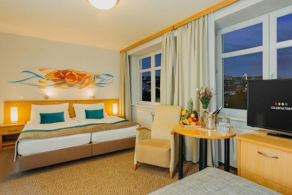 Colorfactory SPA Hotel