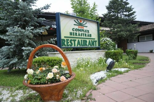 Hotel Herastrau, Varaa Hotelli Sector 1 Bukarest, lähellä S-Park