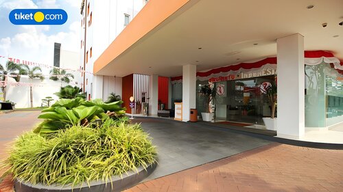 Starlet Hotel Serpong, Prenota Hotel Hotel economici a Tangerang