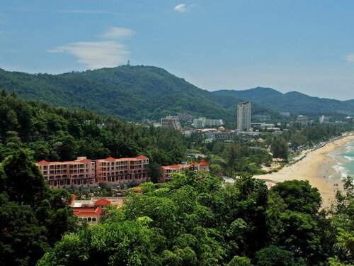 Отель Centara Grand Beach Resort Phuket, Забронировать Отель Отели Карон Бича с бассейном, Бассейн