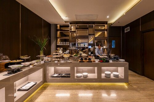 Nhat Ha Lavish Hotel, Забронировать Отель Отели Хошимина с завтраком, Завтраки
